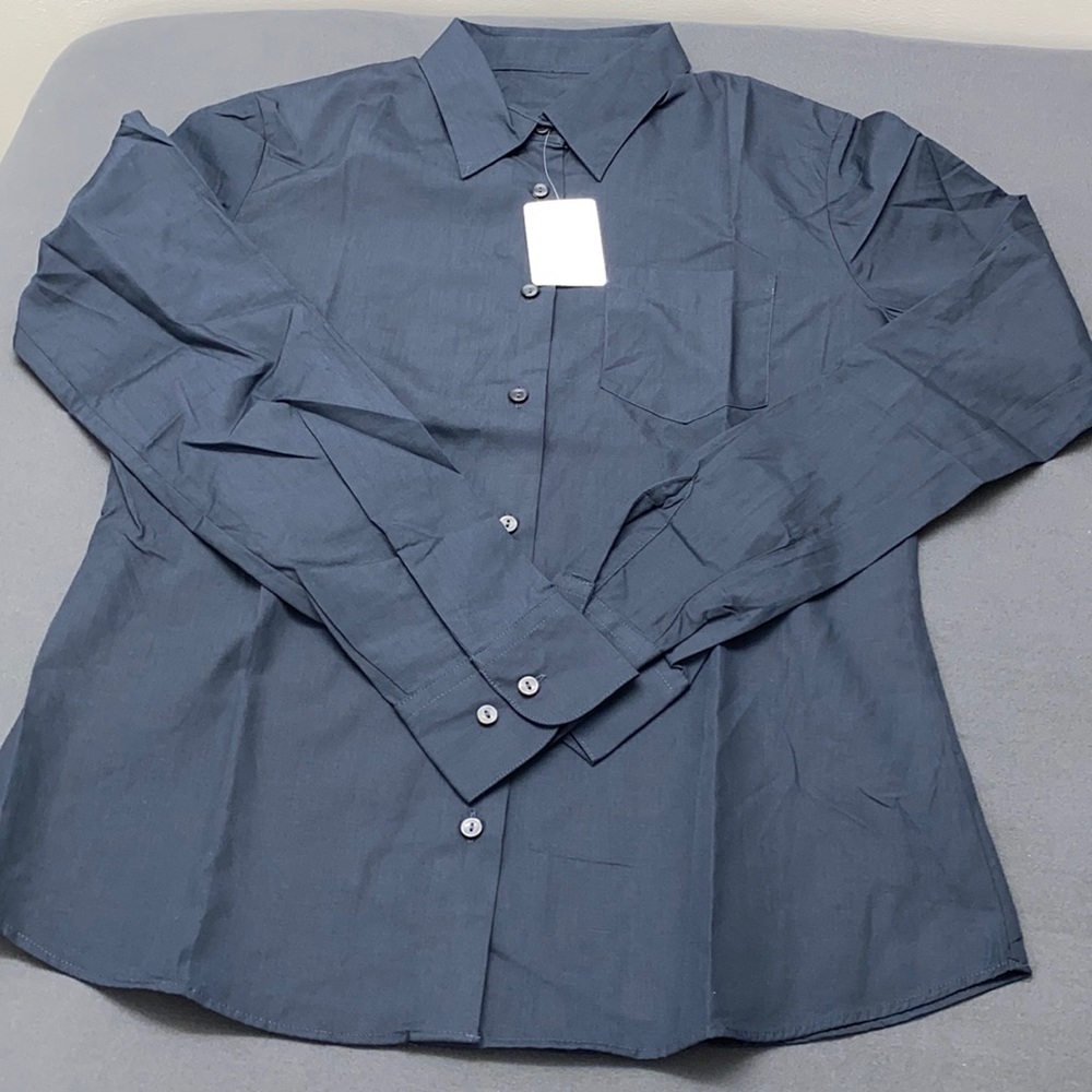 NWT navy button down shirt size small